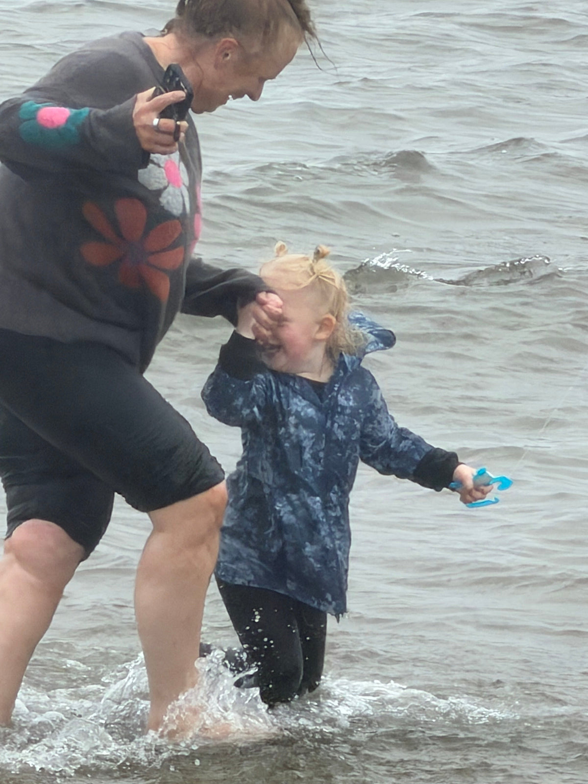 SO FUN! wet sandy clothes, resulted in  tired crabby girls! #Beauty